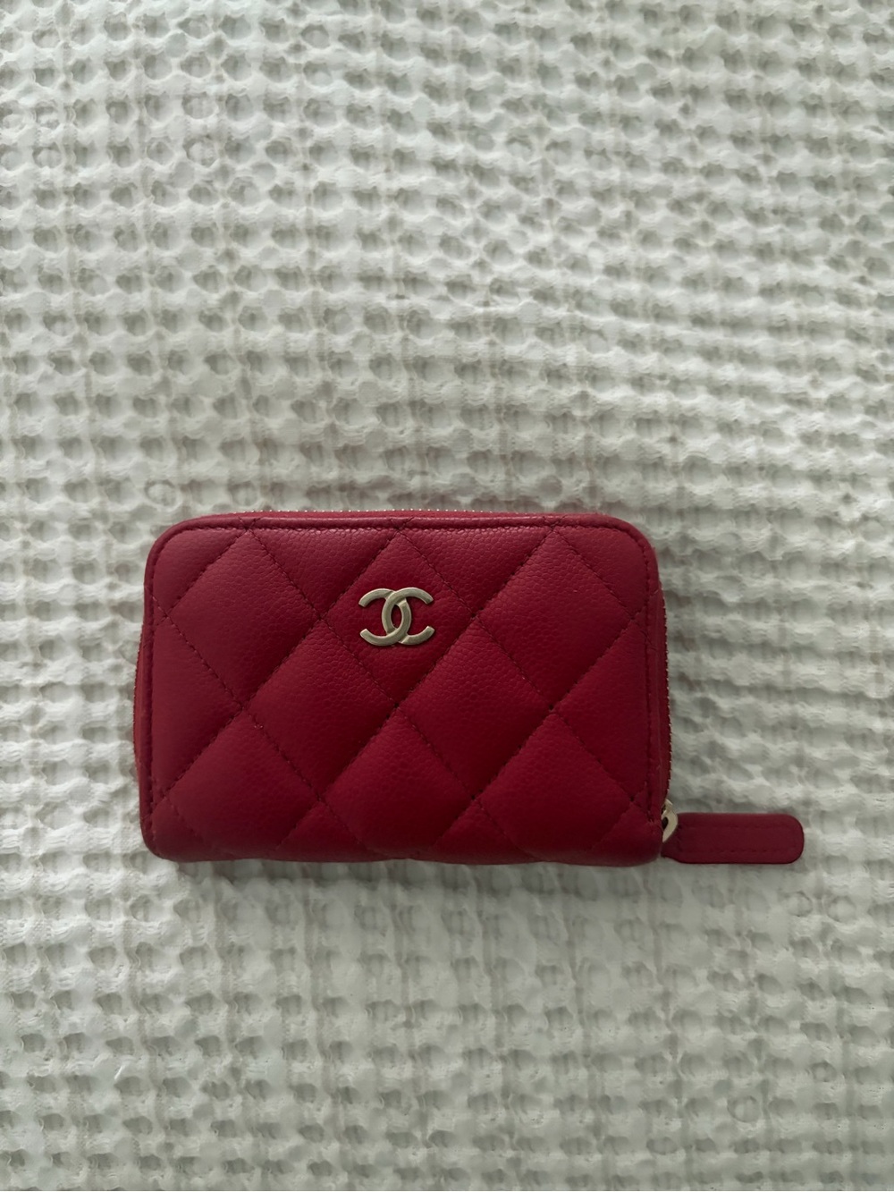 CHANEL Quilted Zip Card Holder in Deep Pink